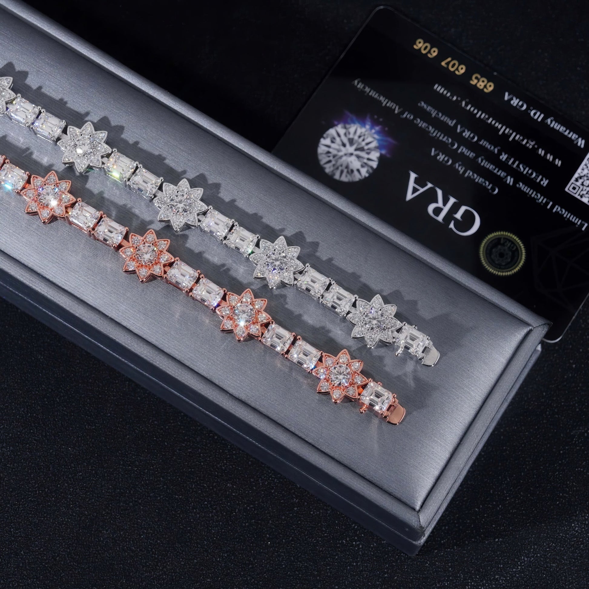 Fashion Jewelry Silver Emerald Cut Lab Diamond Tennis Bracelet VVS Moissanite Hip Hop Jewelry Iced Out Flower Tennis Bracelet