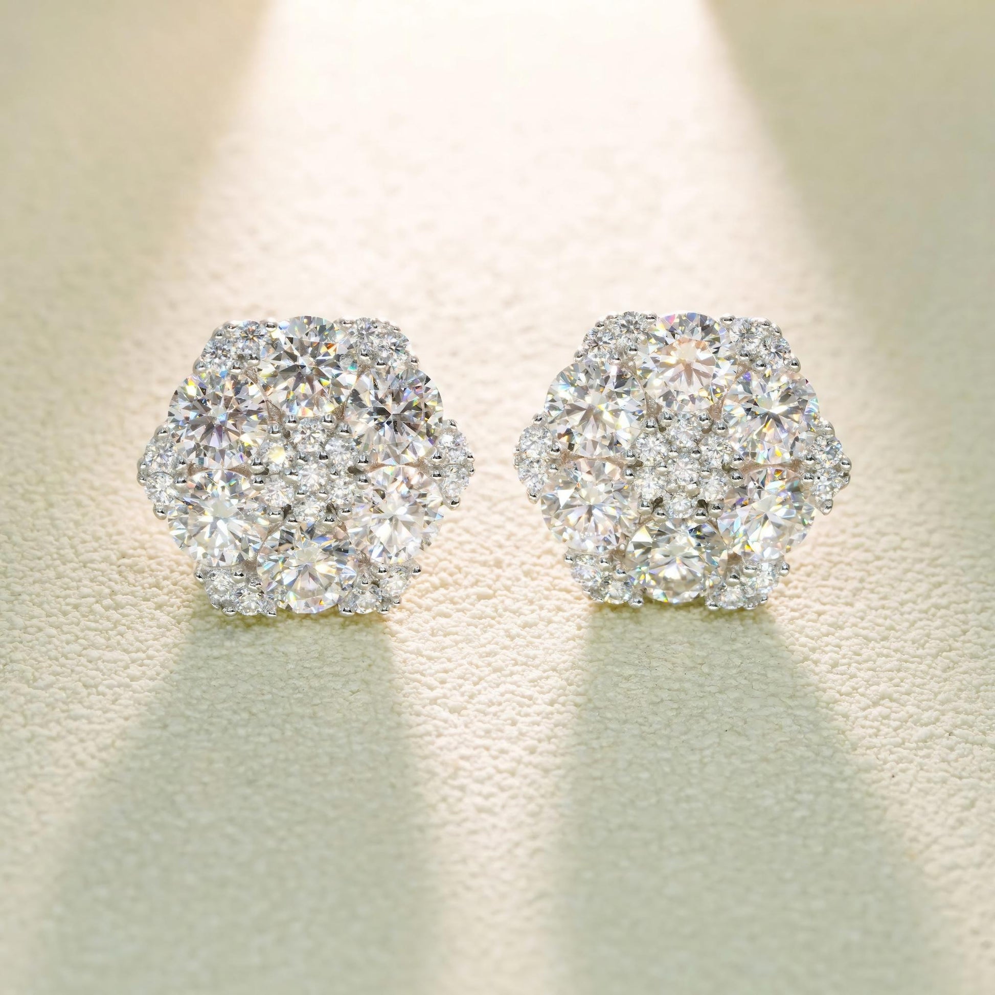 Luxury High Quality Hot Sale Flower Design Bling Jewelry 925 Sterling Silver Hip Hop Iced Out Moissanite Stud Earring Earrings